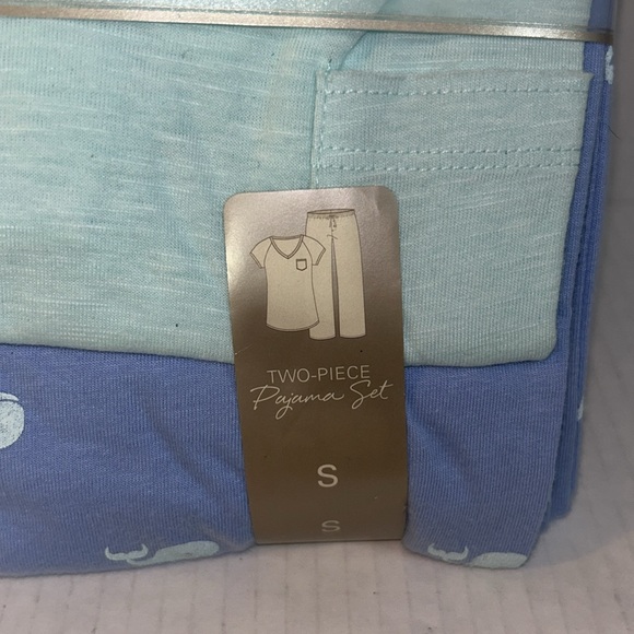 Sonoma Lifestyle Two-Piece Blue Whale Pajamas Short Sleeve Top w/Long Pants - Picture 5 of 5